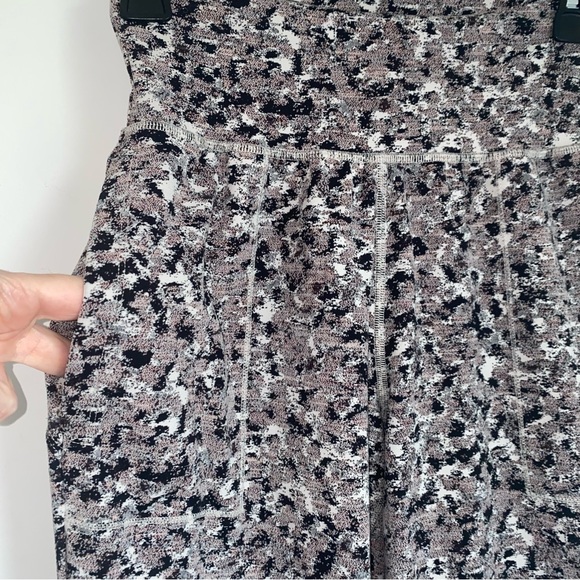Athleta Salutation Textured Jogger XS - Picture 4 of 7